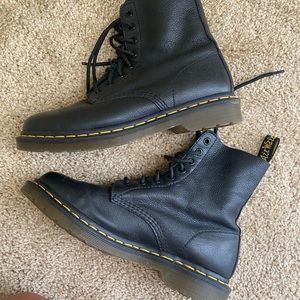 Doc Martens Black Jadon boots size US 9